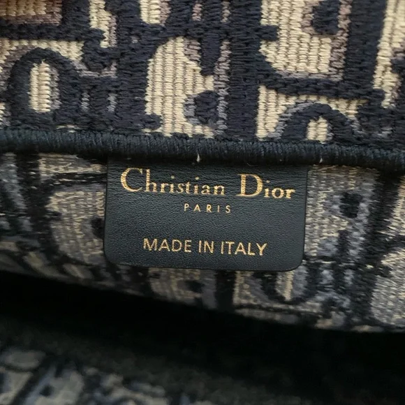 Christian Dior Book Tote Oblique Canvas - Picture 4 of 9